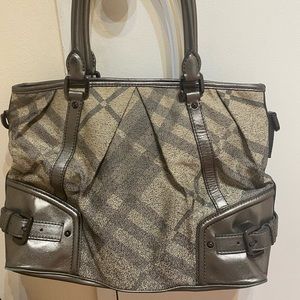 Burberry Nova Canvas Pewter Leather large tote crossbody bag